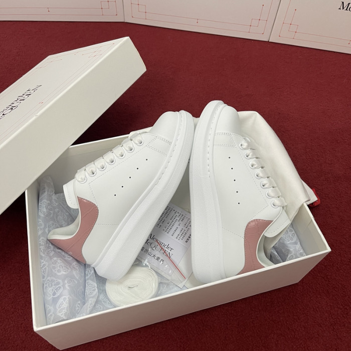 ALEX MCQU SNEAKER