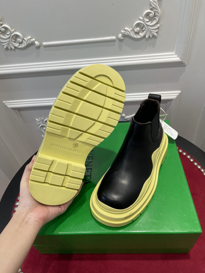 BV boots 026
