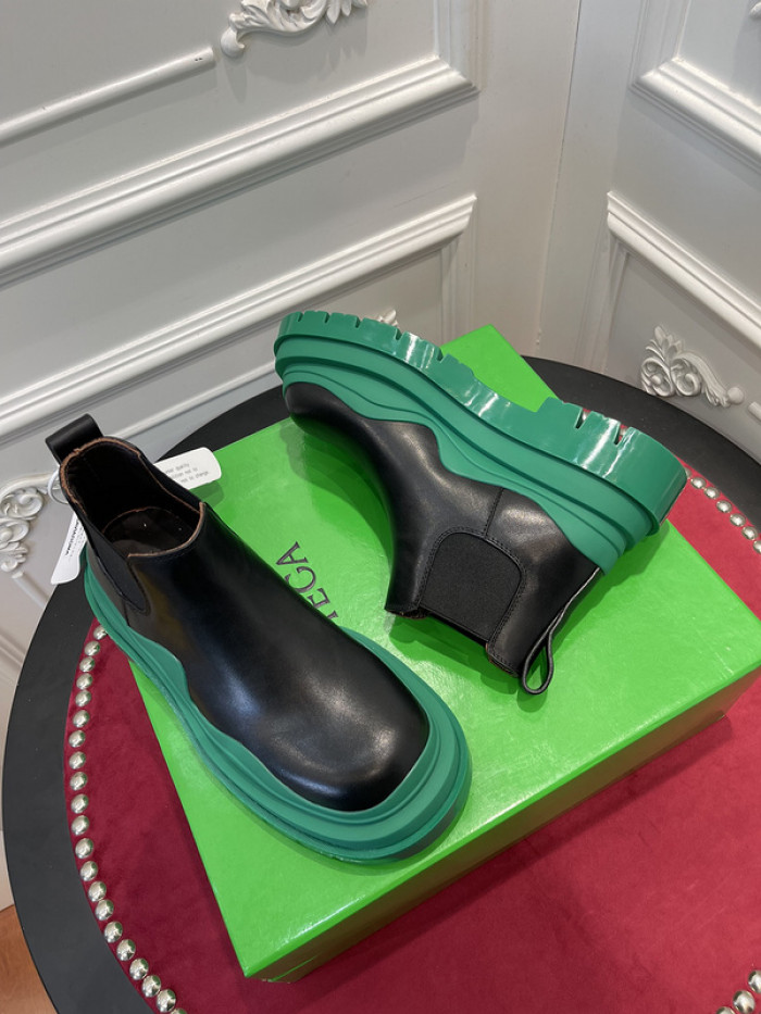 BV boots 014