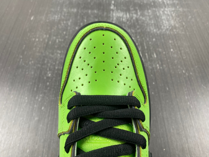 The Powerpuff Girls x Nike SB Dunk Low “Buttercup”FZ8319-300