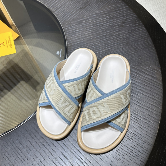 L0VT SANDAL