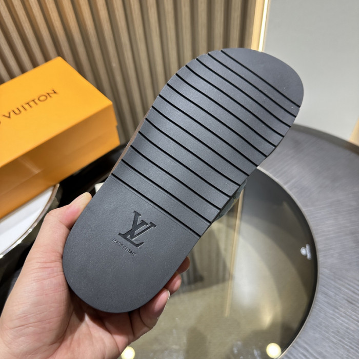 L0VT SANDAL