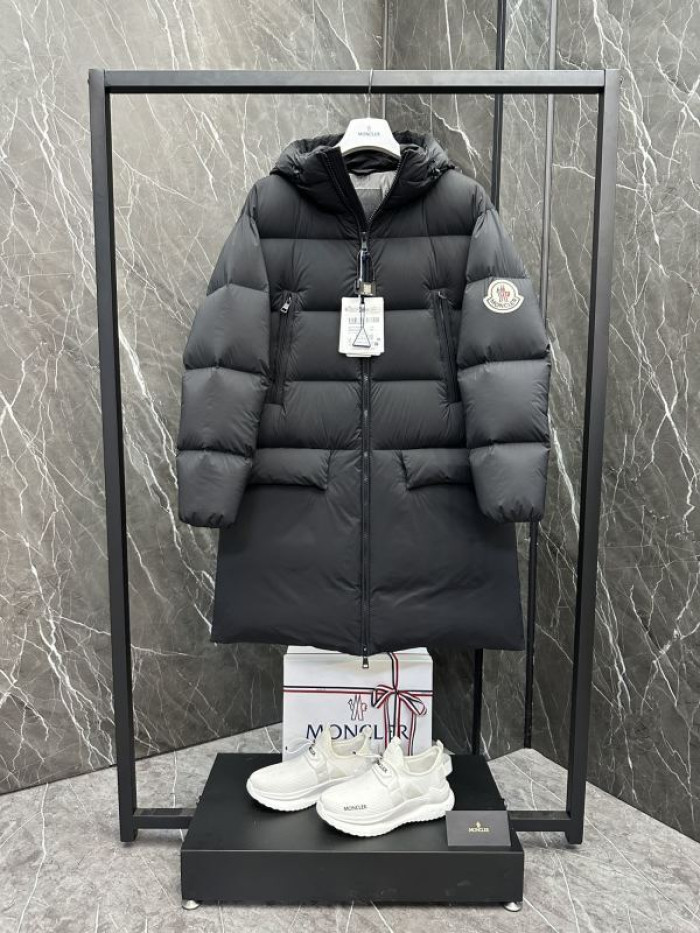 M0*C1ER DOWN JACKET