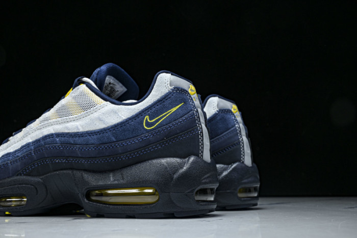Nike Air Max 95 SB Eric Koston Obsidian Speed Yellow HQ8492-400