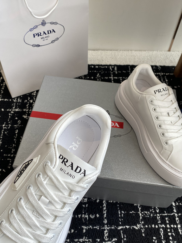 PRAD SNEAKER