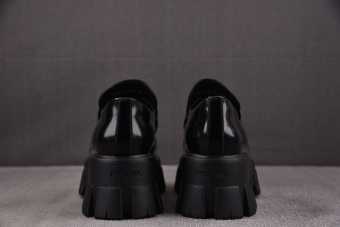 PRAD SNEAKER